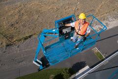 OSHA National Safety Stand-Down 2018: 10 Safety Tips for Operating Aerial Work Platforms on the Jobsite