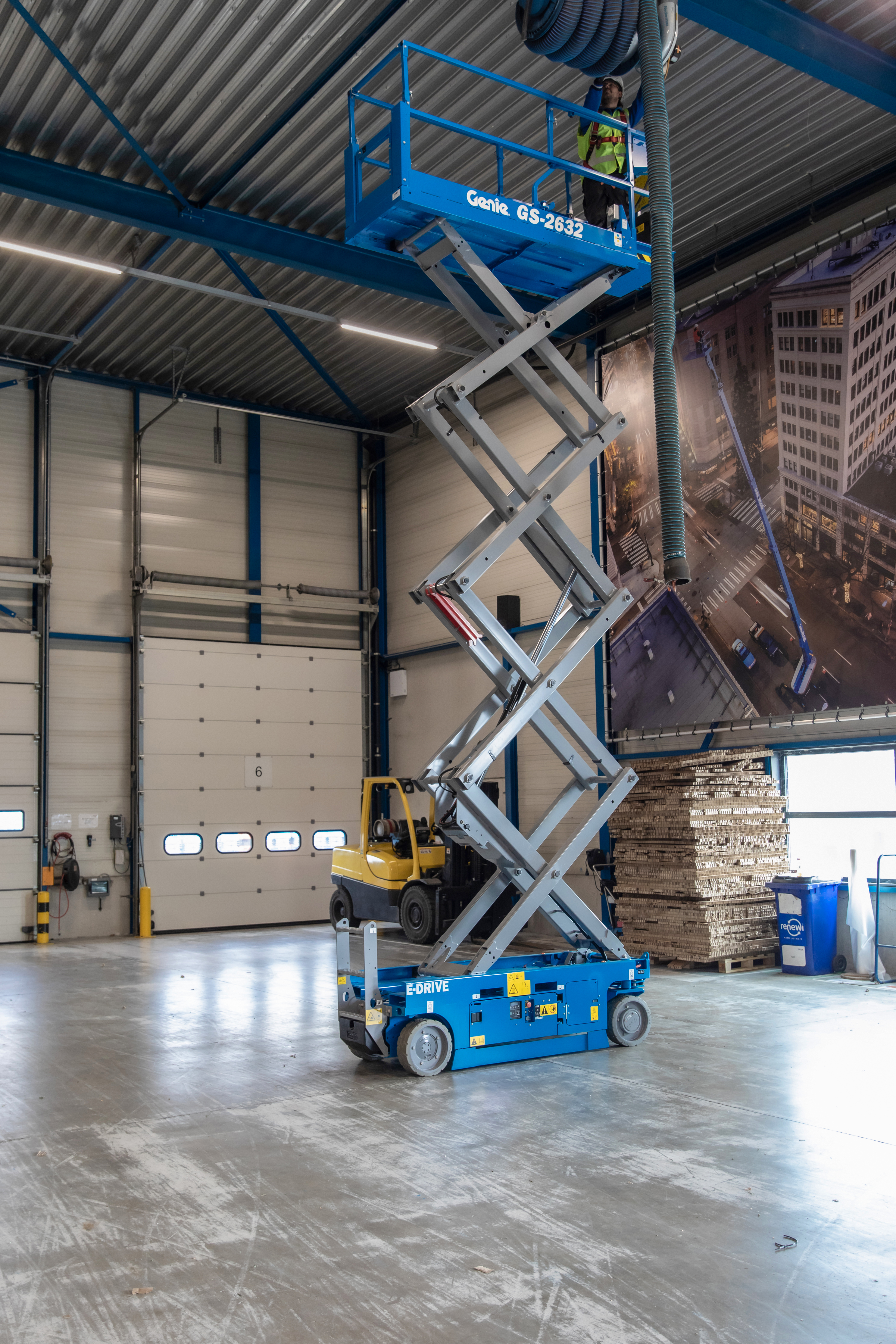GS-2632 E-Drive Scissor Lift