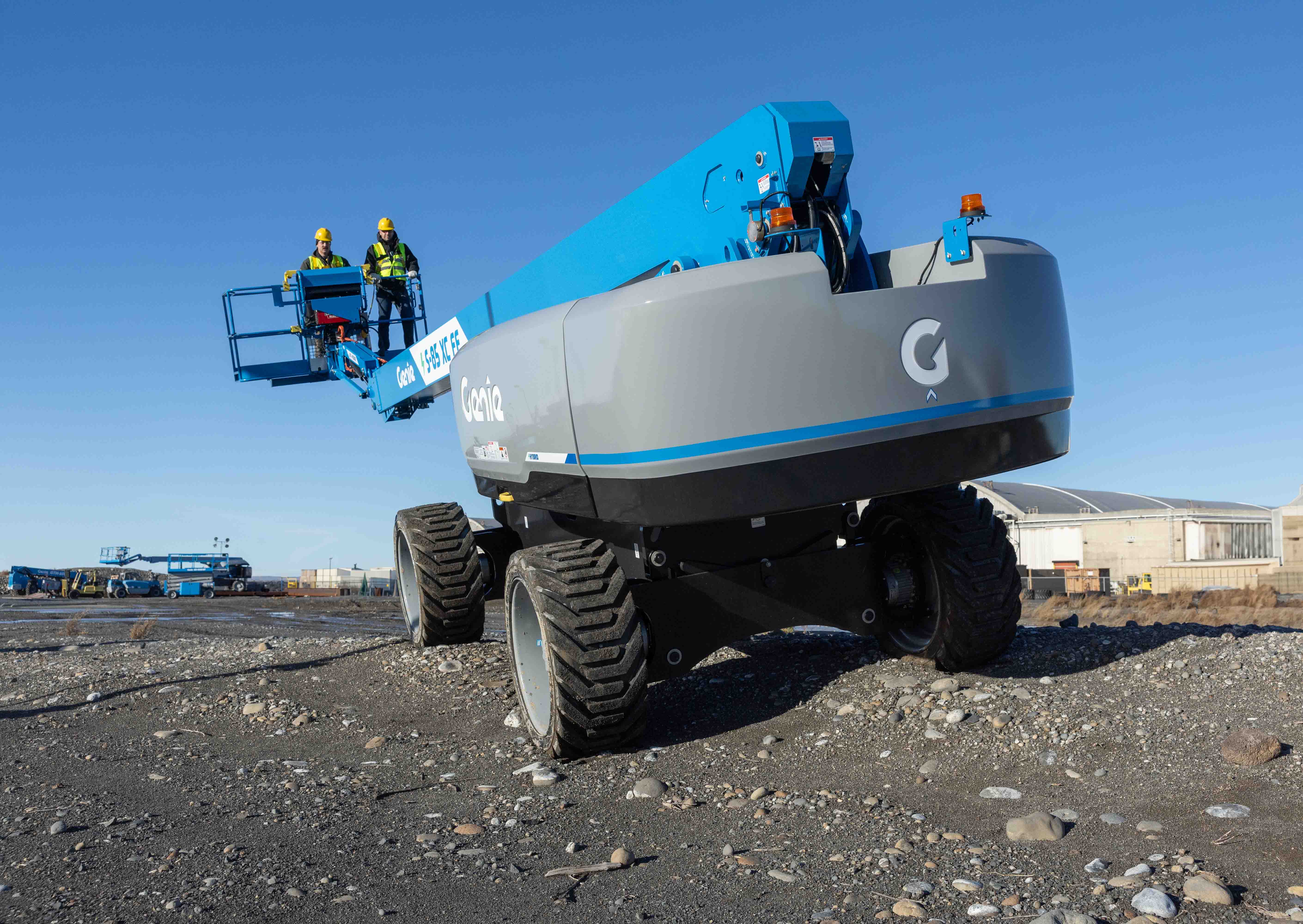 Genie® SX™-105 XC™ Telescopic Boom Lift